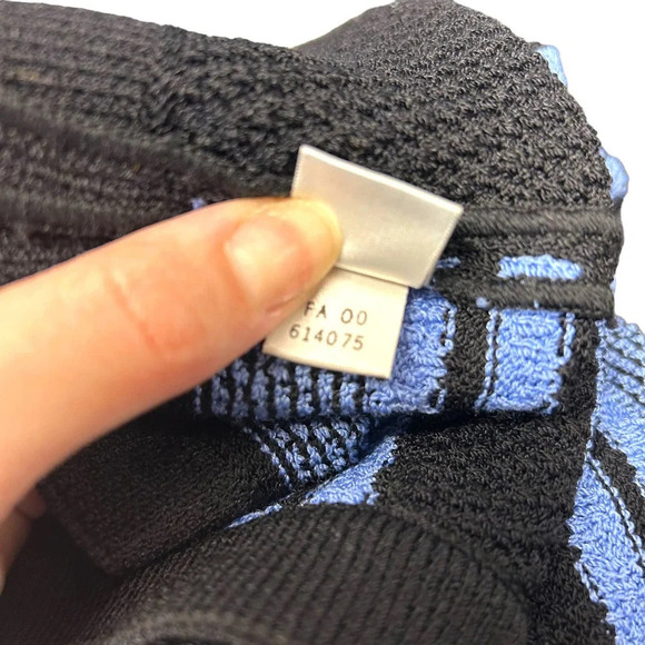 St. John Collection Santana Knit Black Blue Stripe‎ Cardigan Sweater Size 4 - Picture 8 of 8